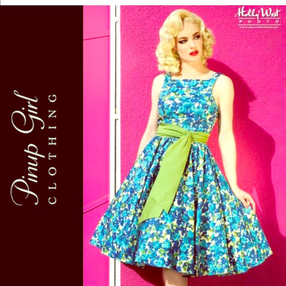 pinup girl dress size L blue green floral